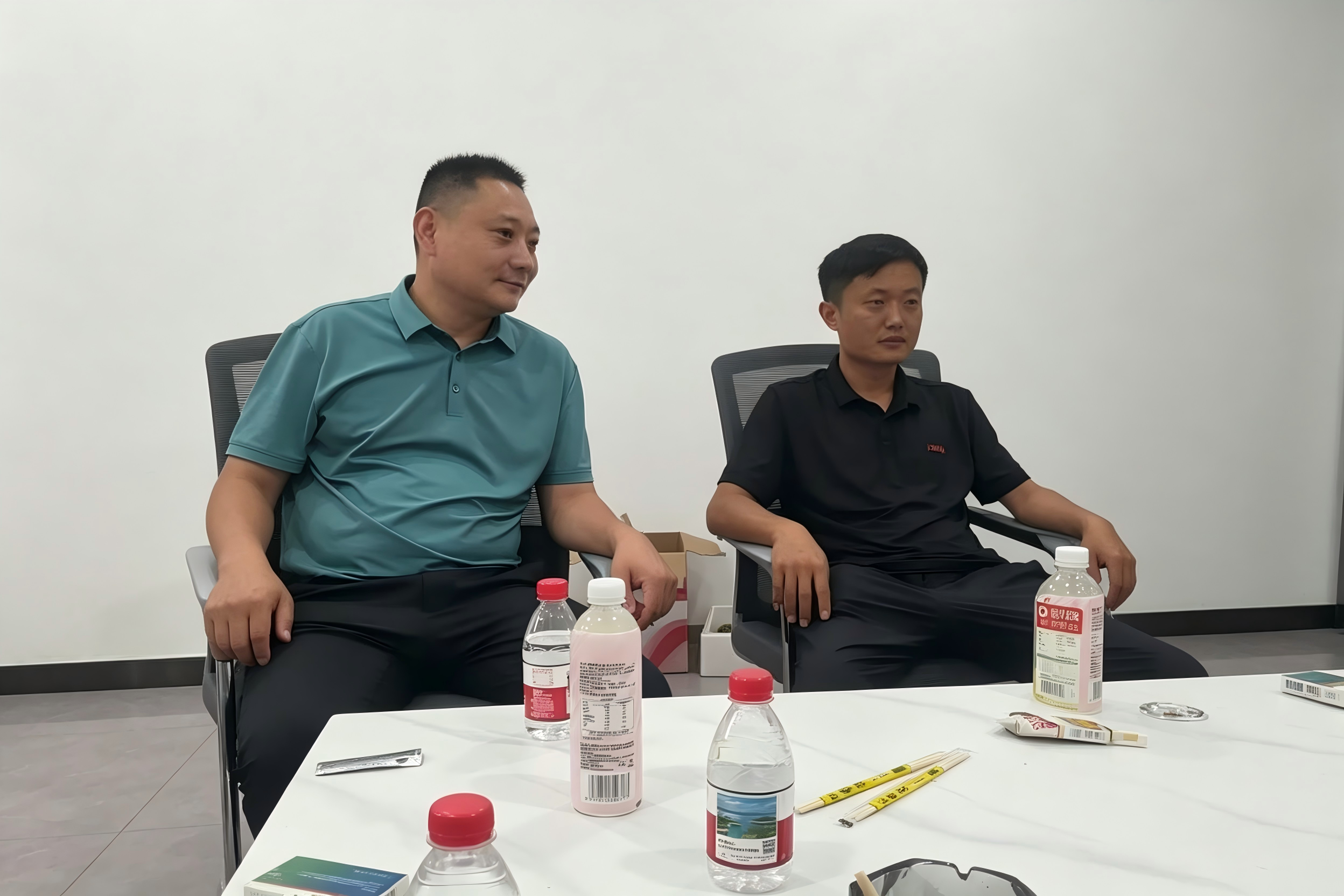 生成指定尺寸图片 (1).png